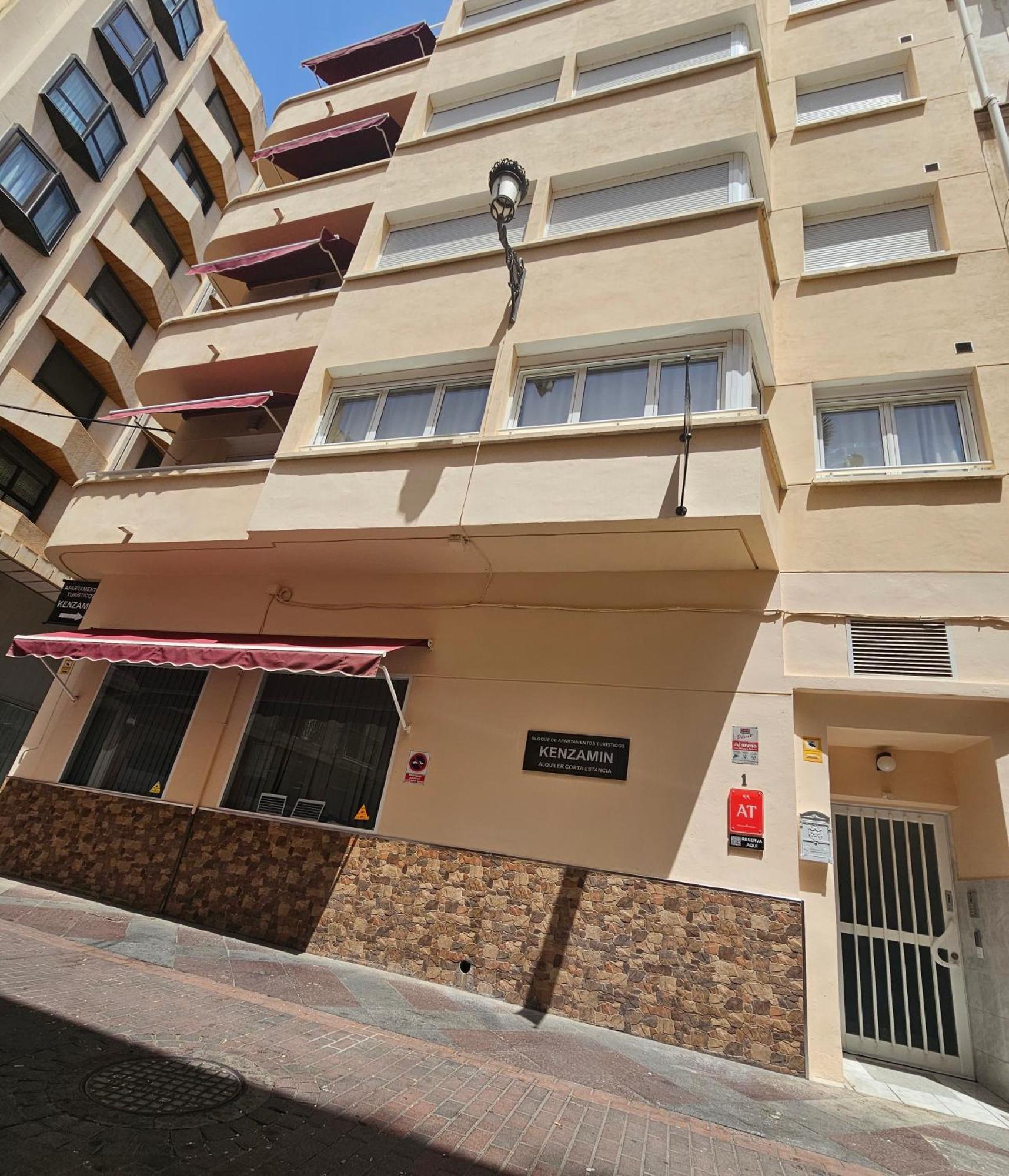 Apartamentos Turisticos Kenzamin Alicante Zewnętrze zdjęcie